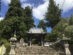 泉福寺山門