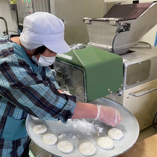 合同会社おもち工房厚田ファーム